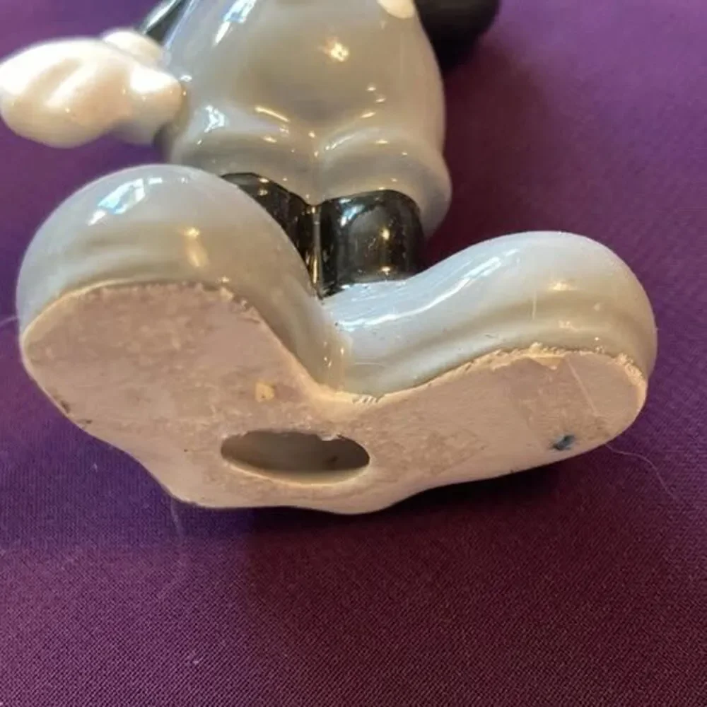 Mickey Mouse Chef Figurine - Picture 3 of 3